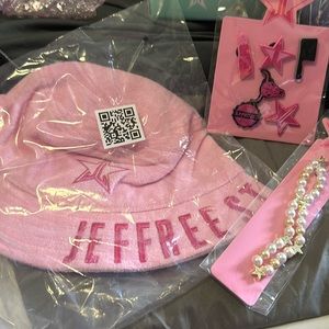 BNIB Jeffree Star Limited Edition Mystery Box Items